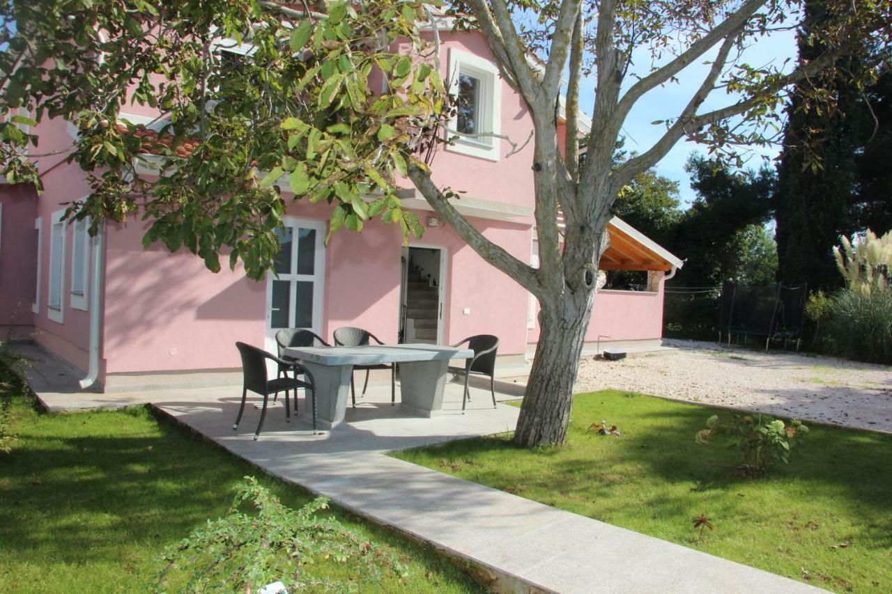 Vacation House "Viola" Fazana Exterior photo